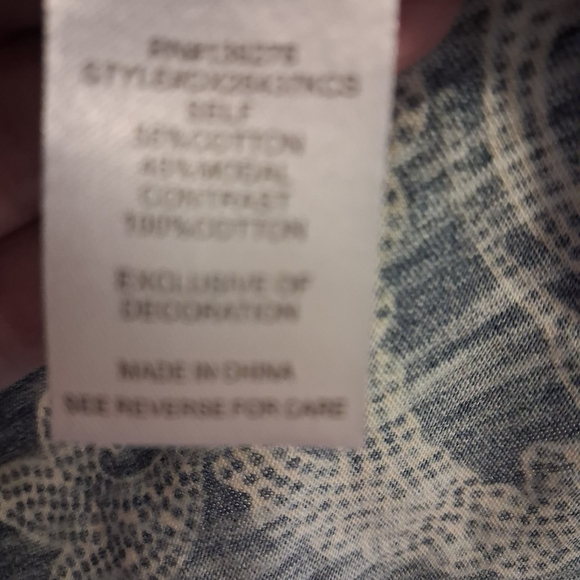 Daniel Rainn Navy and Cream Paisley Blouse - Picture 6 of 8